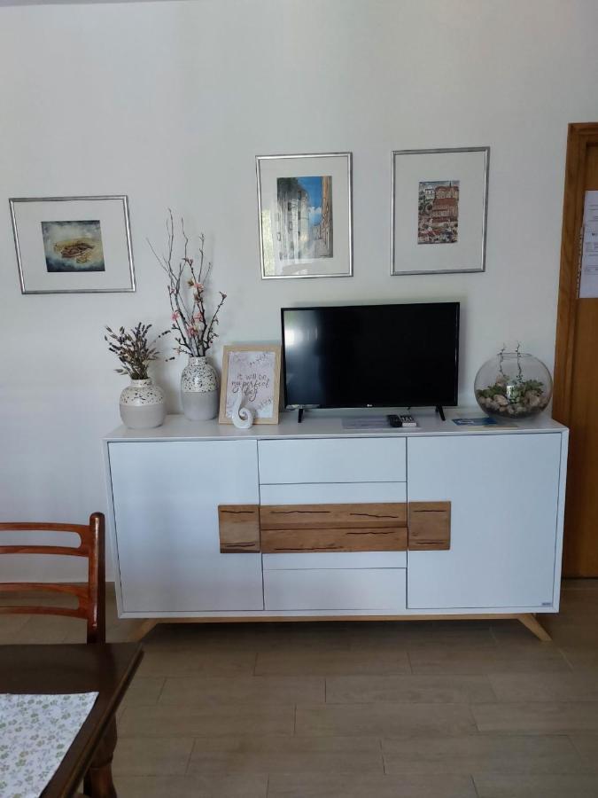 ריסיקה Apartmani Anica מראה חיצוני תמונה
