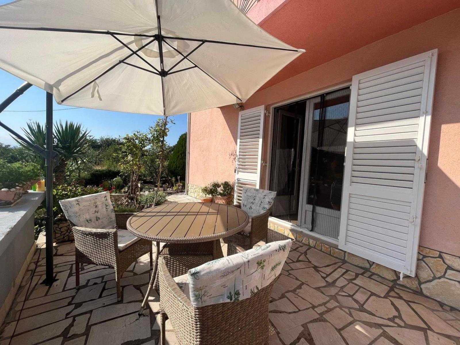 ריסיקה Apartmani Anica מראה חיצוני תמונה