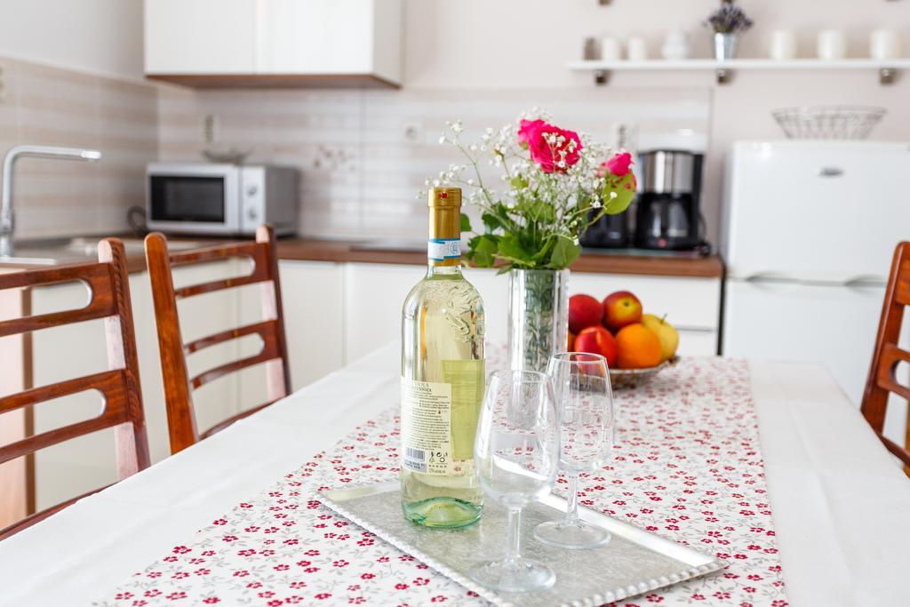 ריסיקה Apartmani Anica מראה חיצוני תמונה